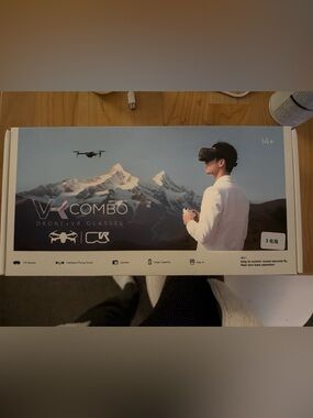 Combo VR Glasses and Drone Controller - White